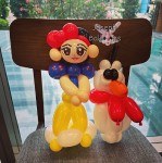 Snow White and Olaf Balloon Sculptures Thumbnail